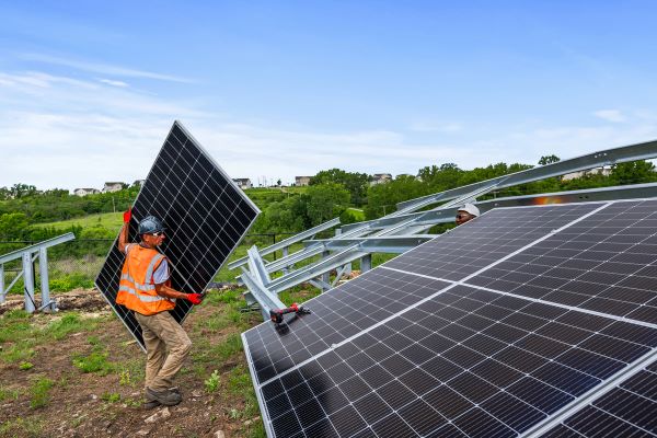 Corvias, in collaboration with Sunstone Energy Development and City, Light & Power, recently completed Phase III of an ongoing energy independence and security effort at U.S. Army Garrison Fort Riley. 