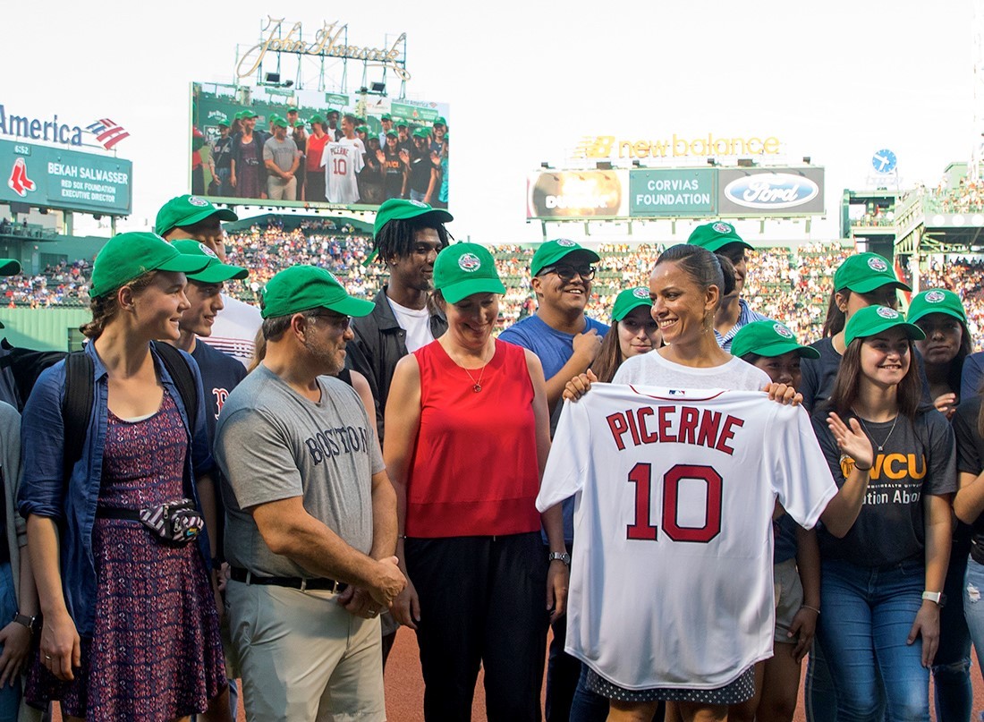 Community, Soldiers and Red Sox Foundation team up to help